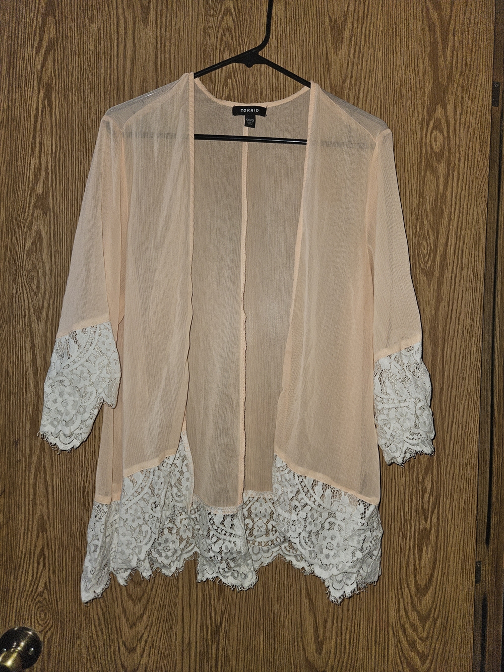Torrid Peach Sheer Lace Trim Kimono